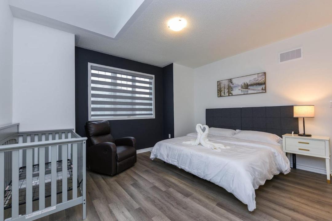 Photo of Bedroom in Halton Regional Municipality