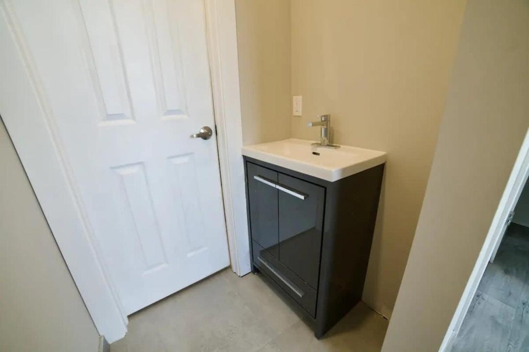 Photo of Bathroom in Harwood