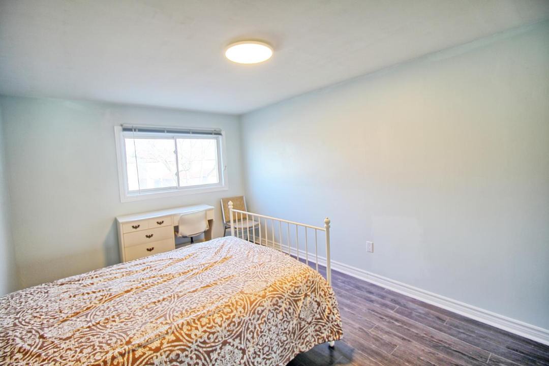 Photo of Bedroom in Thornhill