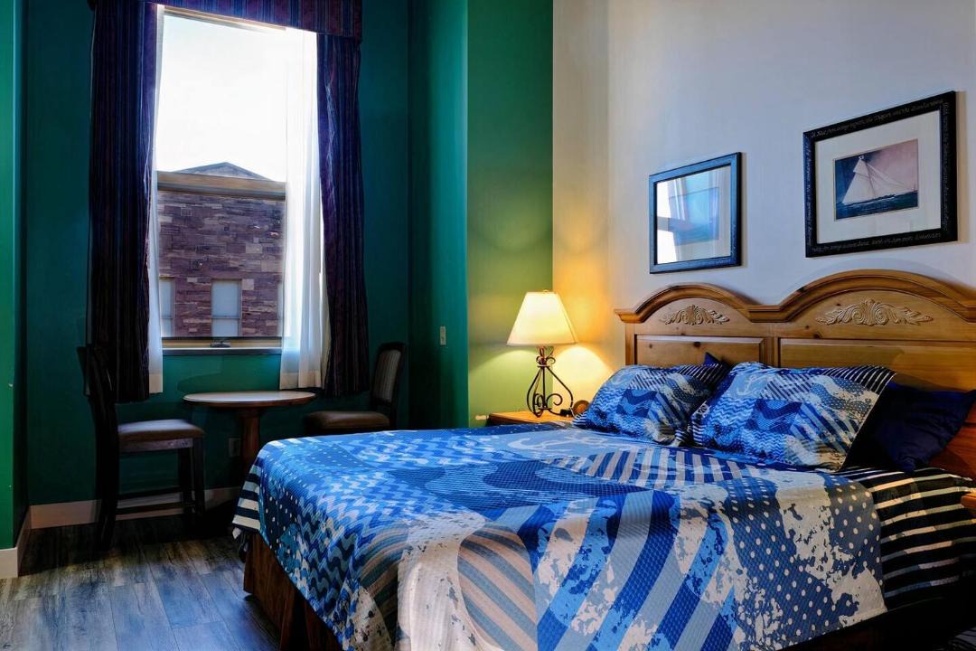 Photo of Bedroom in Canal Park