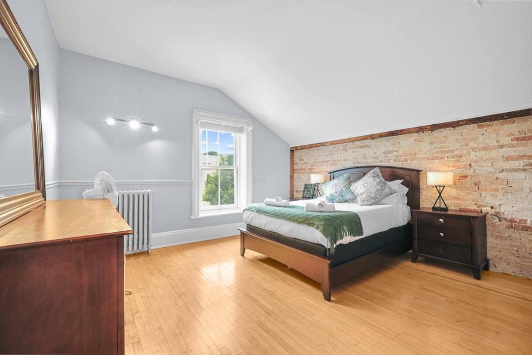 Photo of Bedroom in Cobourg