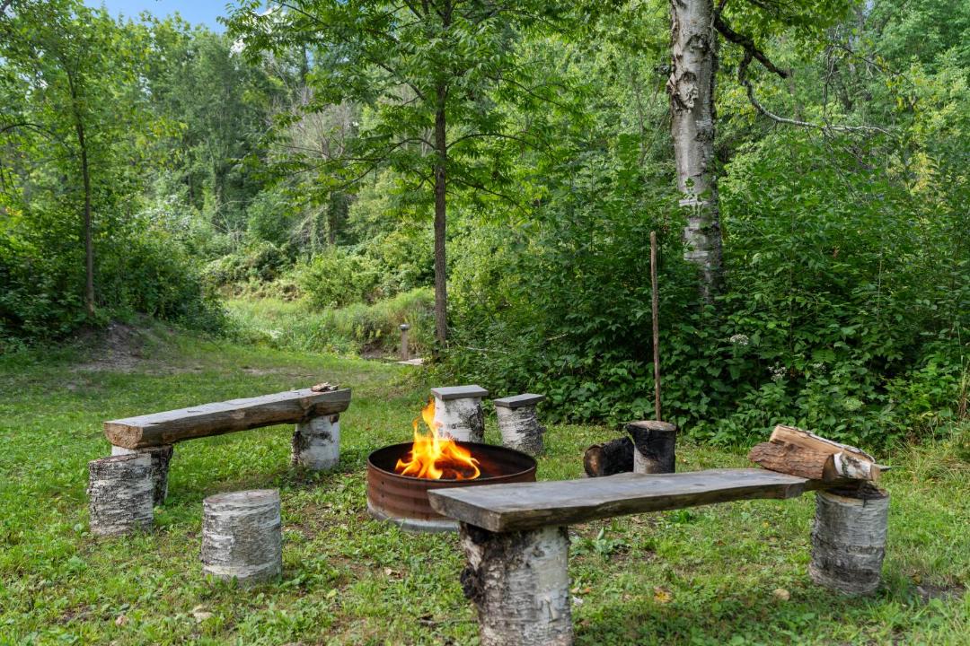 Photo of Outdoor in Emily