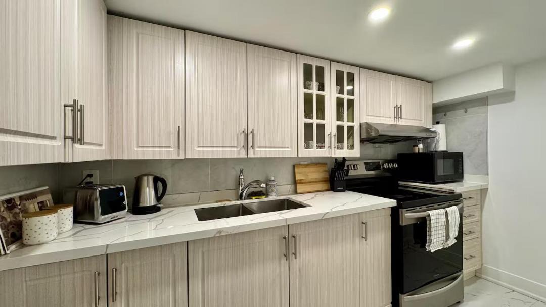 Photo of Kitchen in Erin Mills