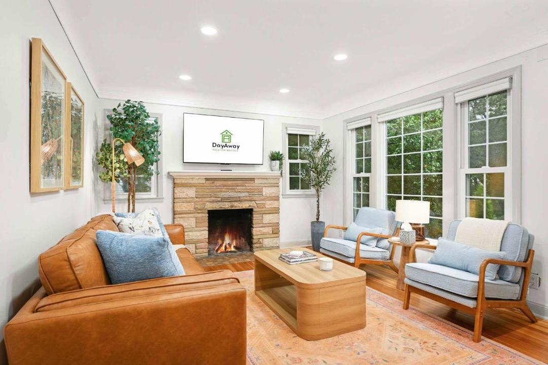 Photo of Livingroom in Southwest Minneapolis