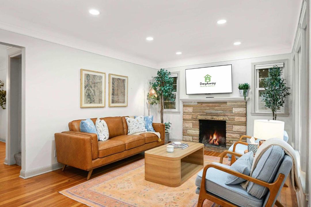Photo of Livingroom in Southwest Minneapolis