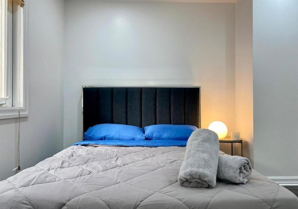 Photo of Bedroom in Richmond Hill