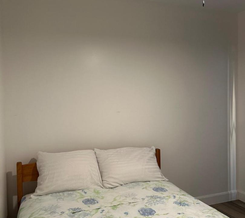 Photo of Bedroom in Victoria Road
