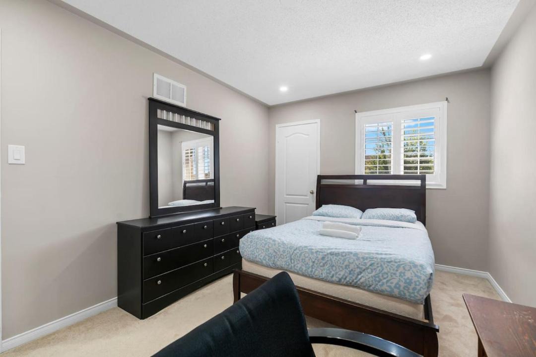 Photo of Bedroom in Churchill Meadows