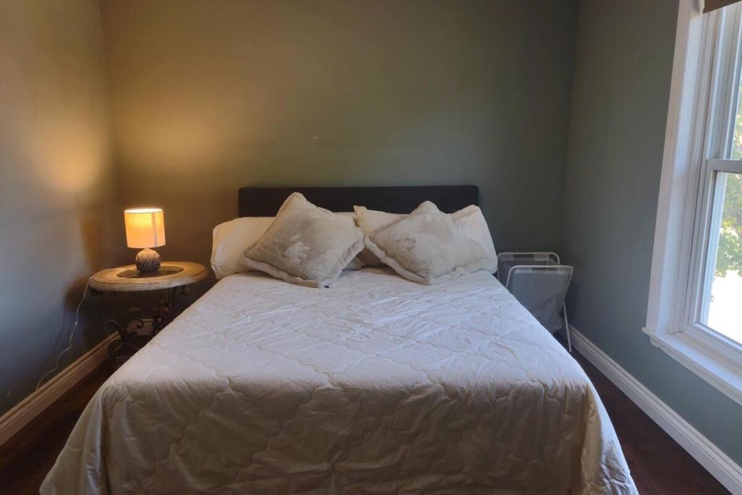 Photo of Bedroom in Bowmanville