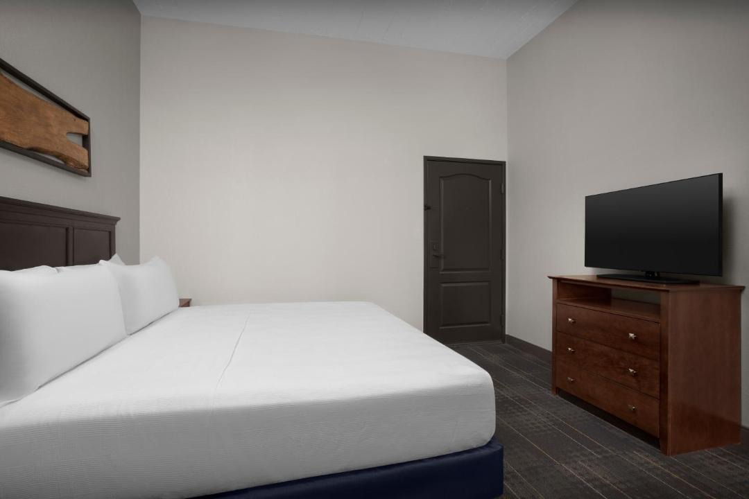 Photo of Bedroom in Canal Park