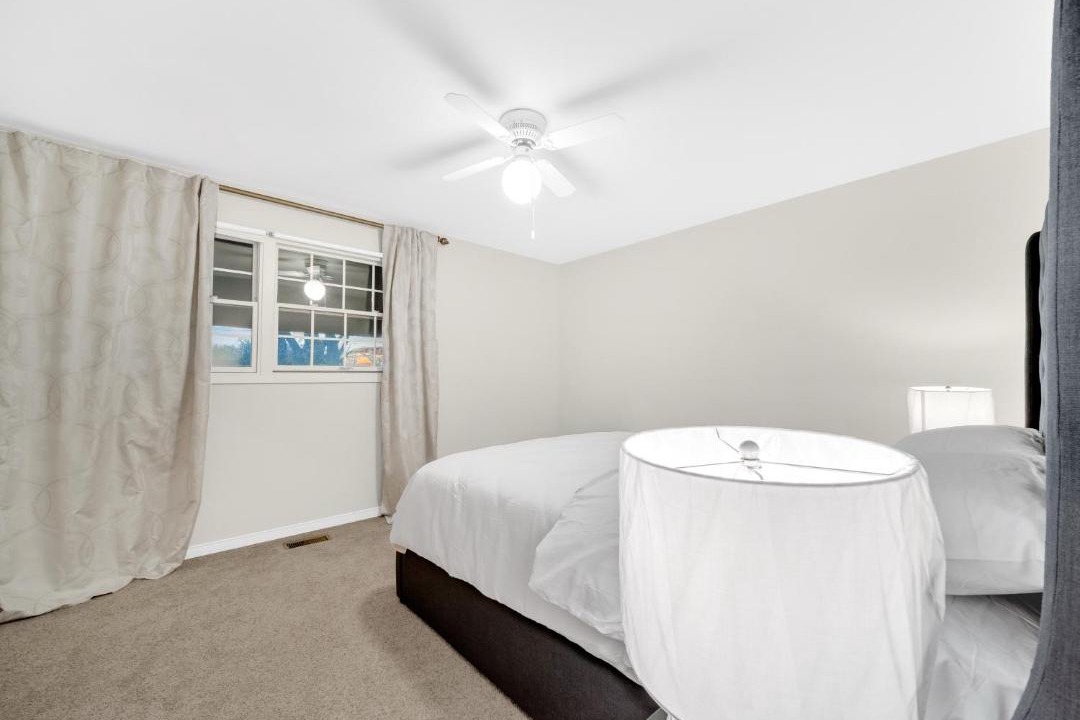 Photo of Bedroom in Puce