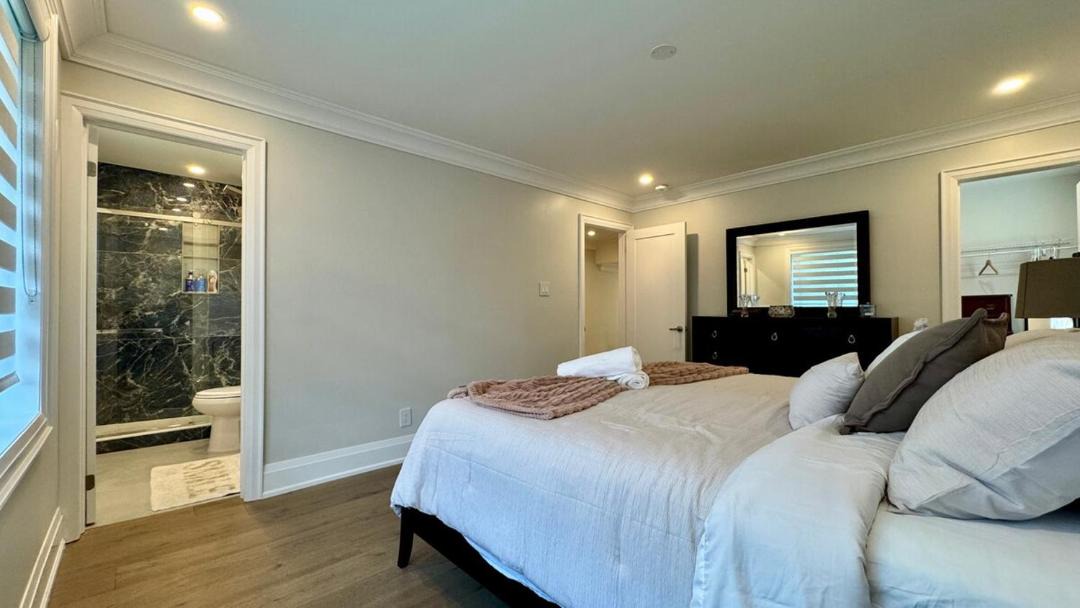 Photo of Bedroom in Clarkson-Lorne Park