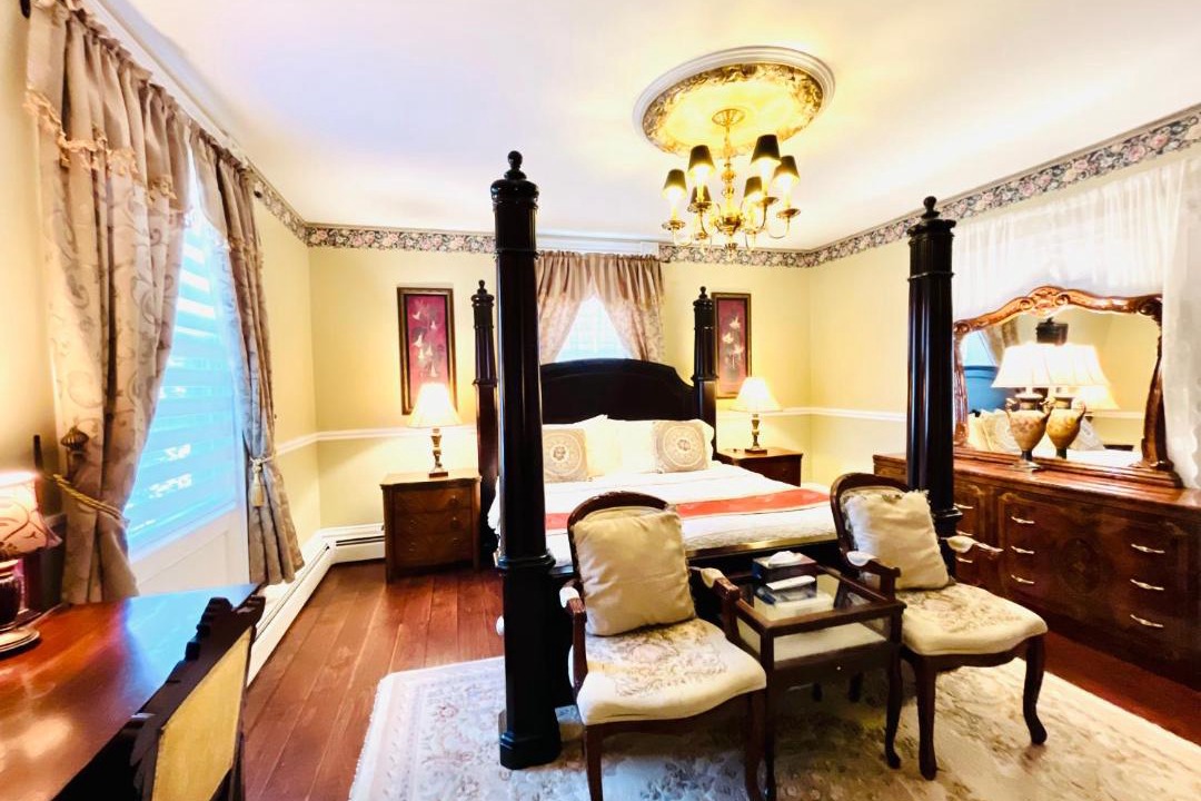 Photo of Bedroom in Old Town Historic District