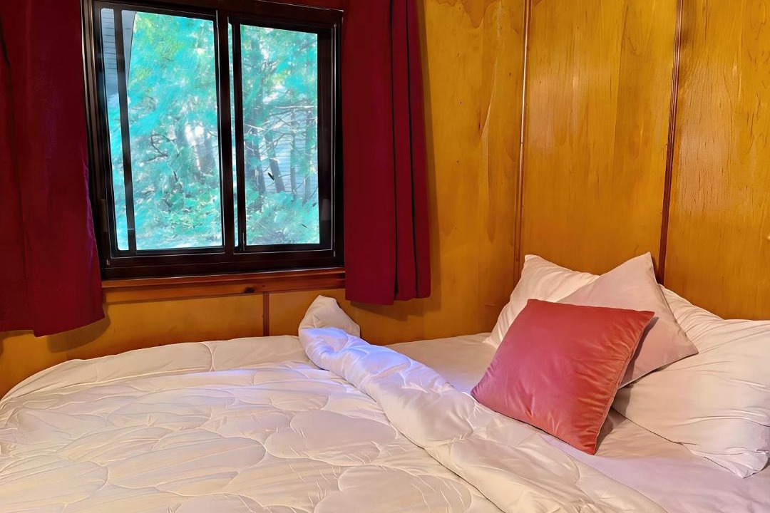 Photo of Bedroom in Rosedale
