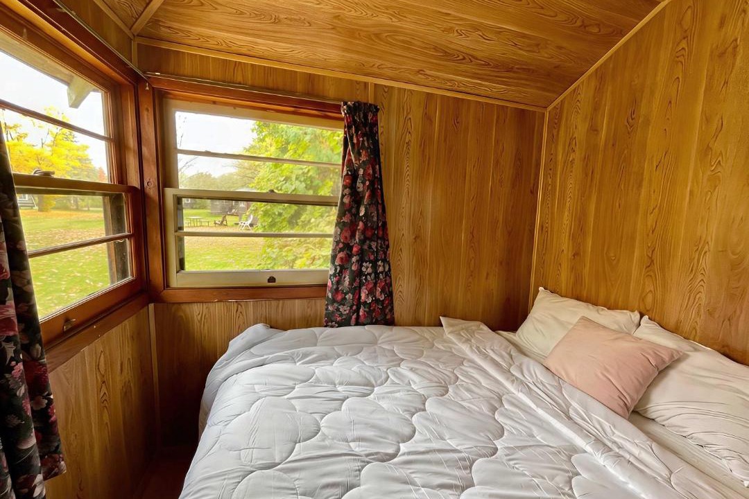 Photo of Bedroom in Rosedale