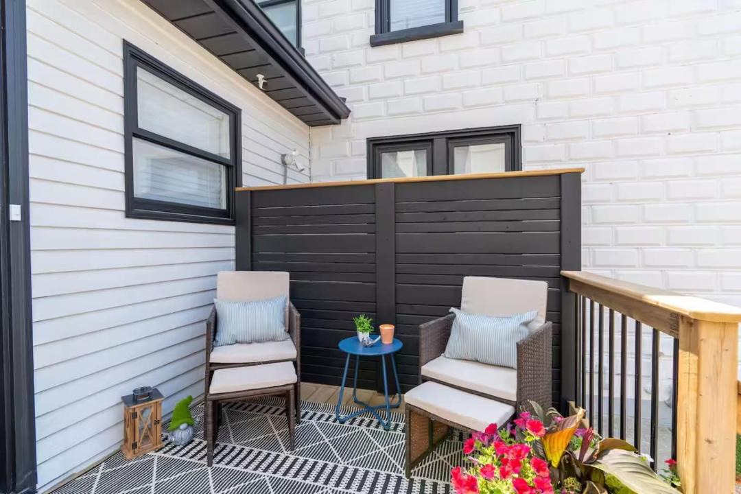 Photo of Patio Balcony in Grand Bend