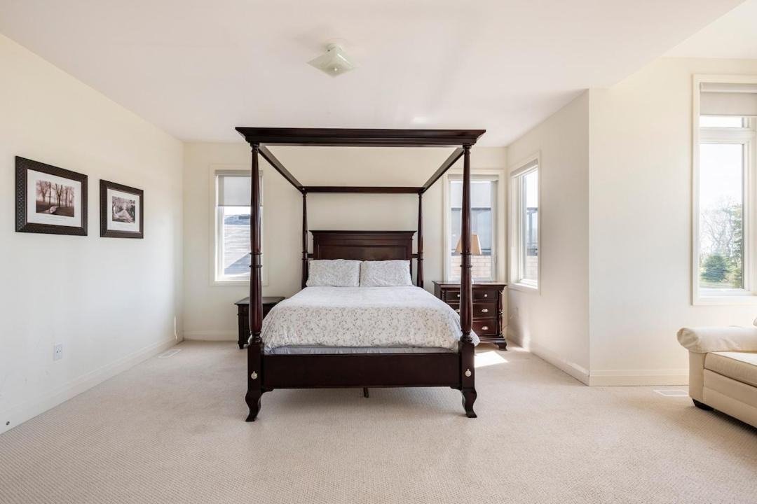 Photo of Bedroom in Bowmanville