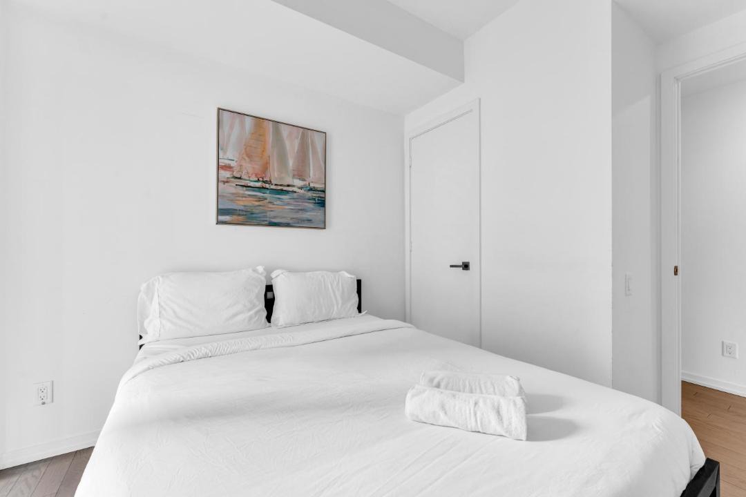 Photo of Bedroom in Toronto Entertainment District