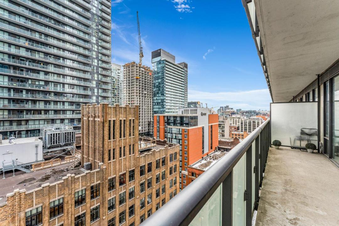 Photo of Patio Balcony in Toronto Entertainment District