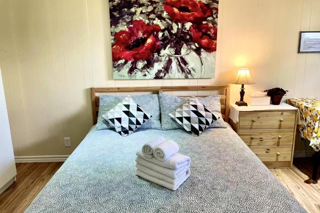 Photo of Bedroom in Sullivan