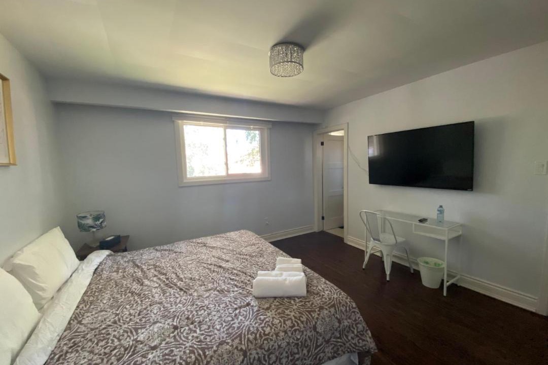 Photo of Bedroom in Newtonbrook