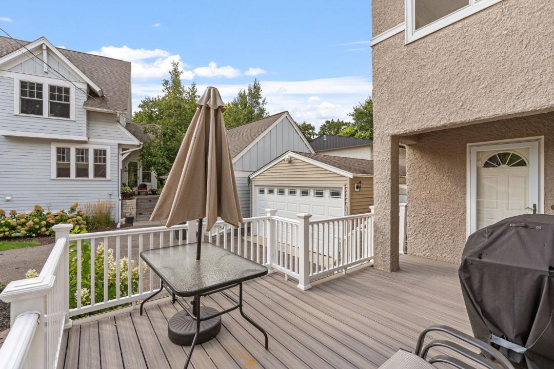Photo of Patio Balcony in Linden Hills