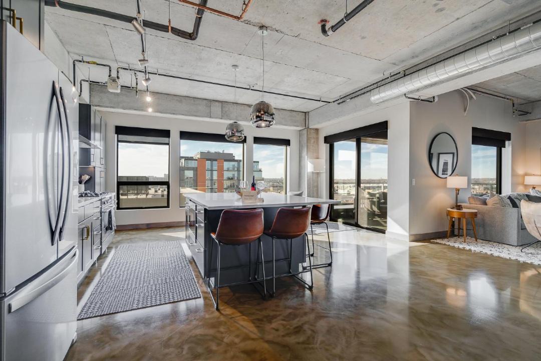 Photo of Others in Warehouse District