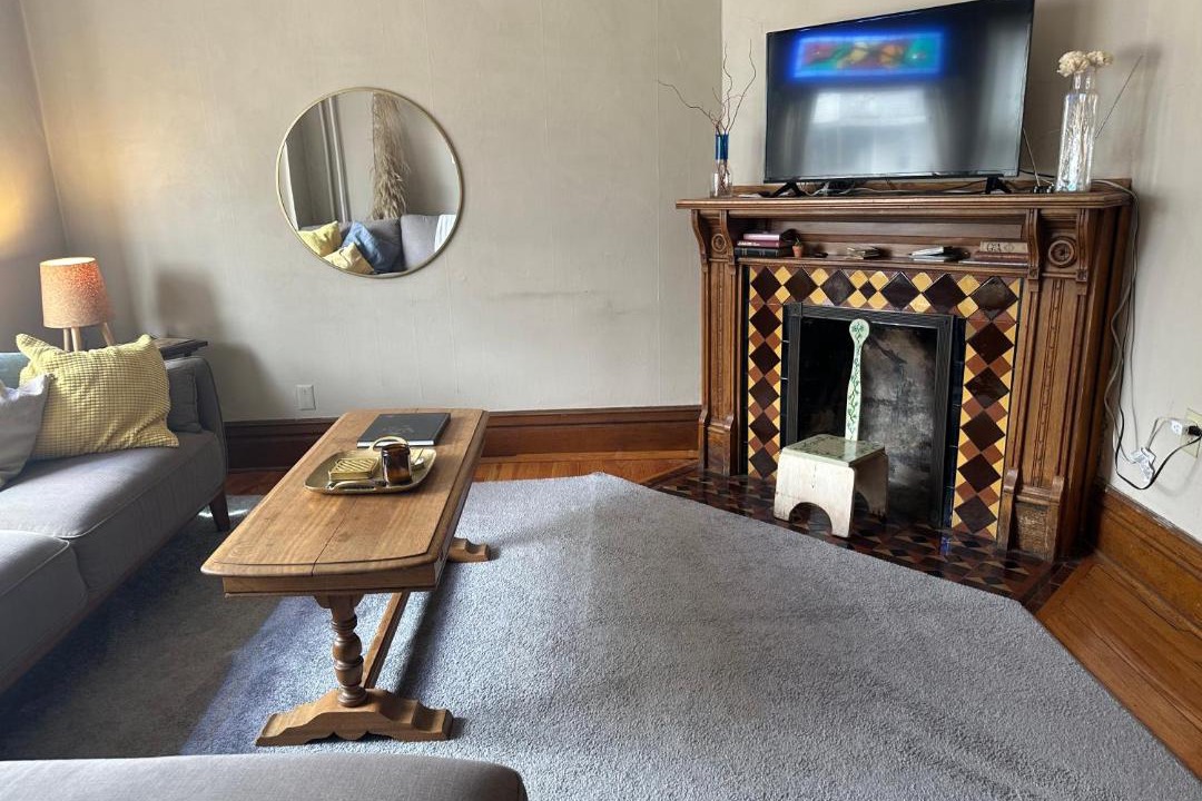 Photo of Livingroom in Uptown