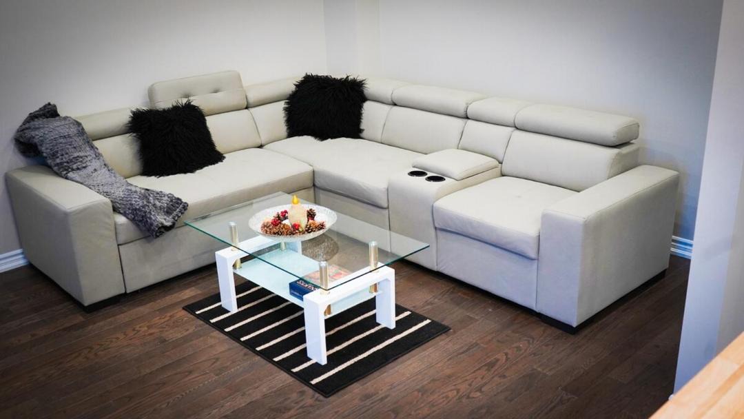 Photo of Livingroom in County of Brant