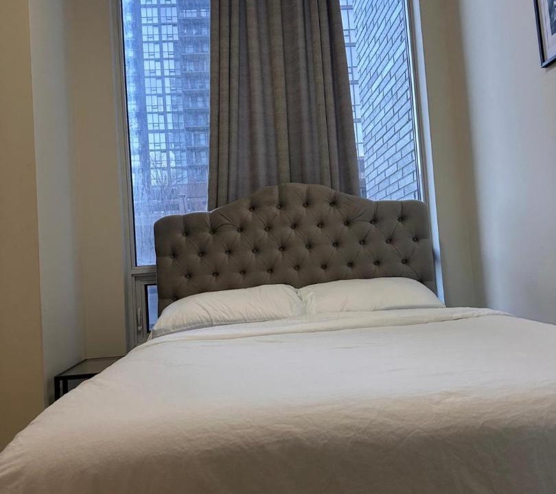 Photo of Bedroom in Hurontario