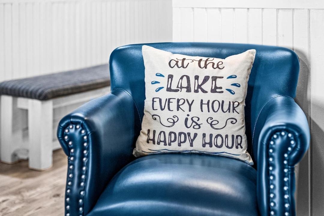 Photo of Livingroom in Two Harbors