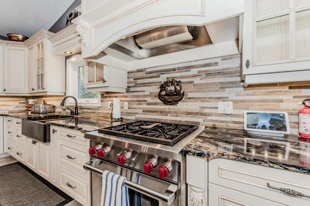 Photo of Kitchen in Tobermory
