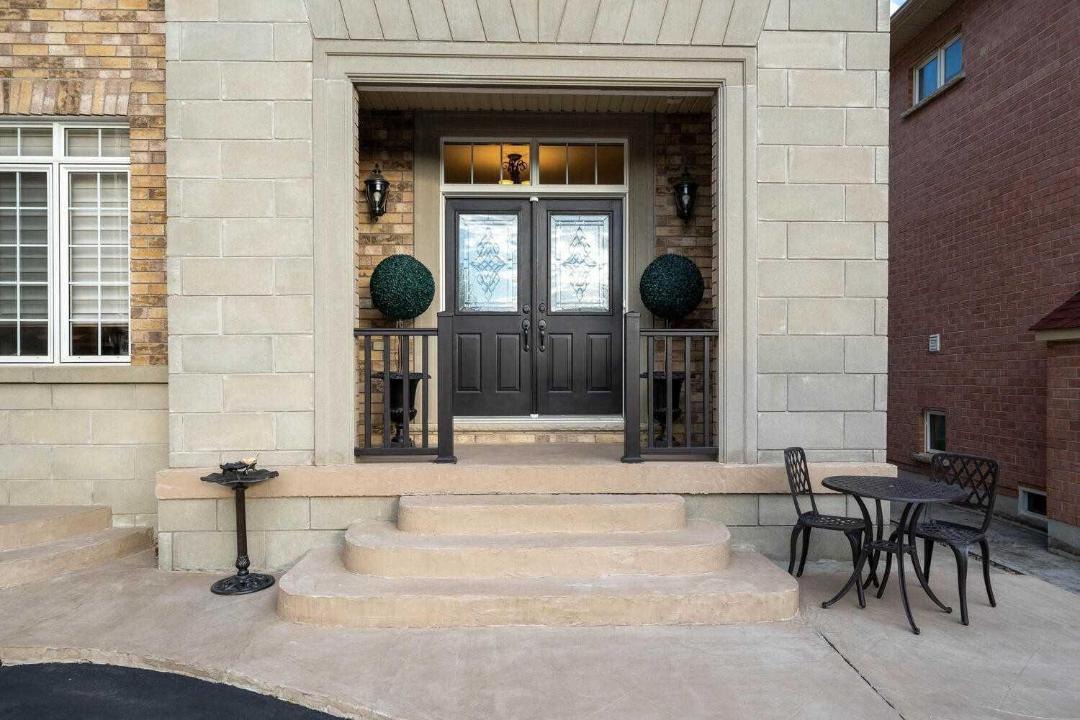 Photo of Patio Balcony in Brampton