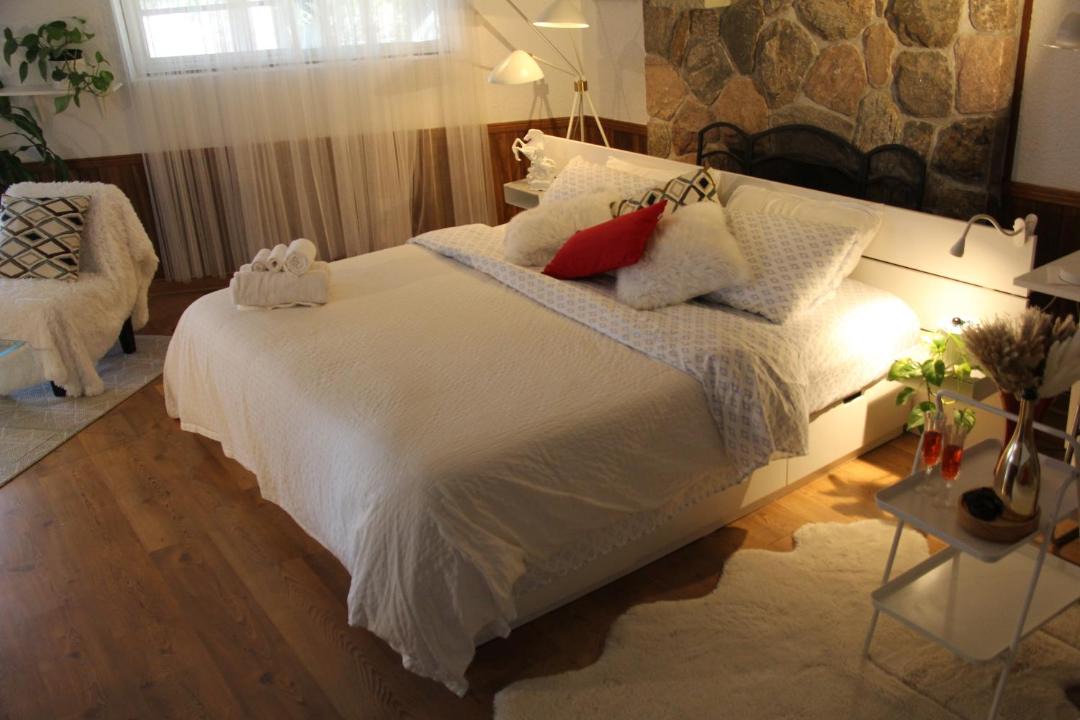 Photo of Bedroom in Bayview Woods - Steeles