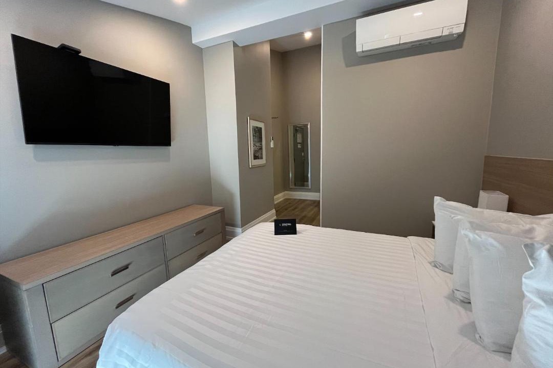Photo of Bedroom in Grand Bend