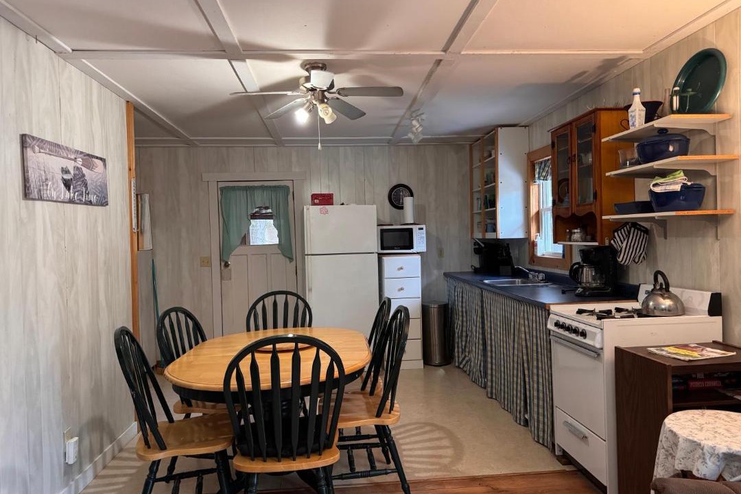 Photo of Kitchen in North Algona Wilberforce