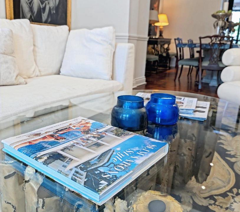 Photo of Livingroom in Bloor-Yorkville