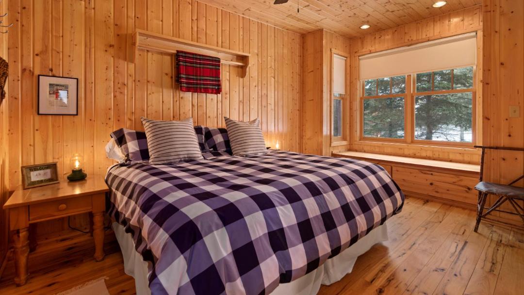 Photo of Bedroom in Pequot Lakes