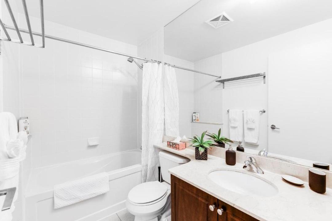 Photo of Bathroom in Fort York
