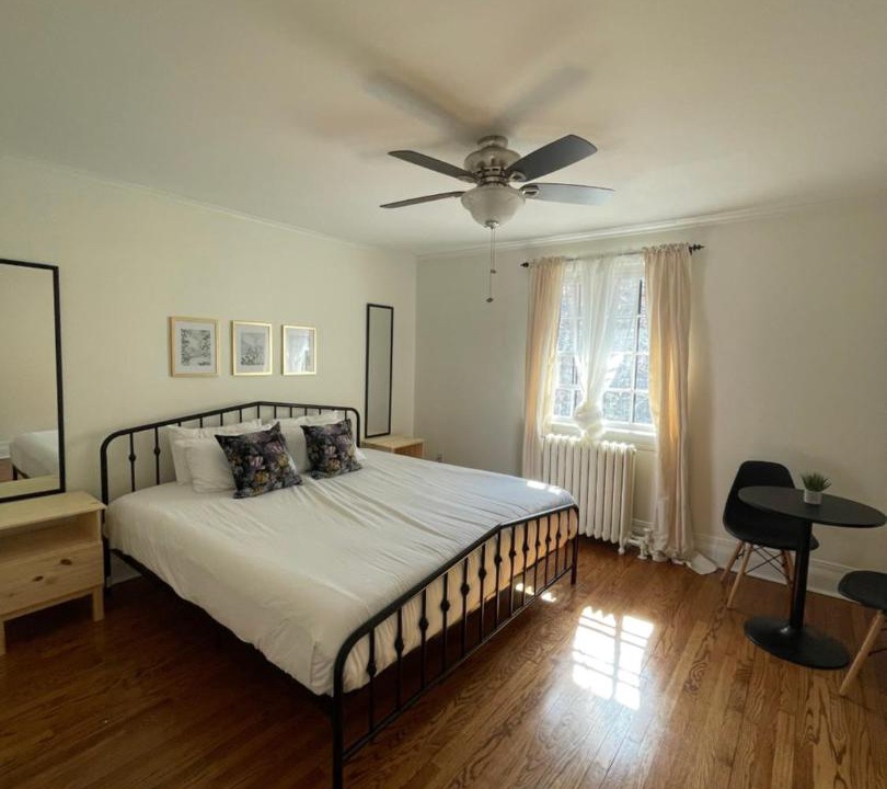 Photo of Bedroom in Sandy Hill