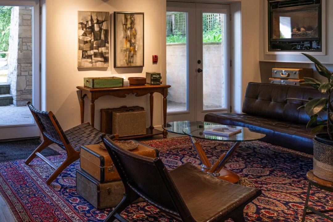 Photo of Livingroom in Queenston
