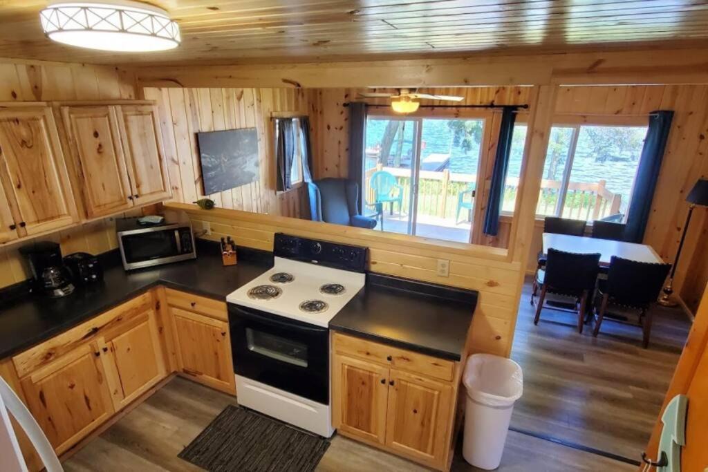 Photo of Kitchen in Ray