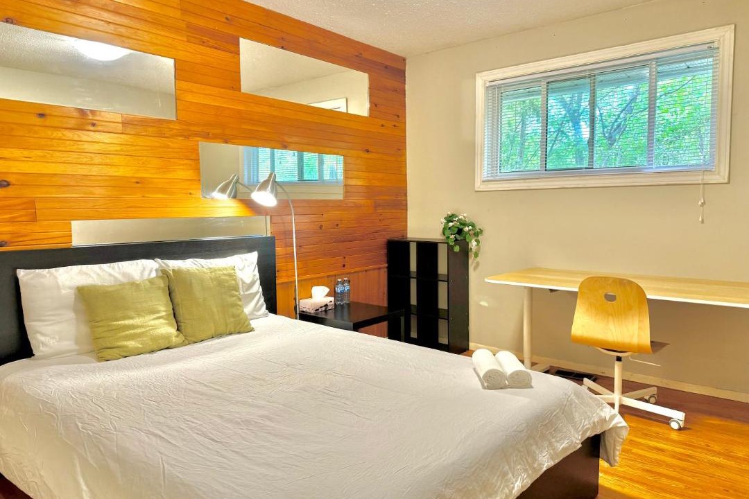 Photo of Bedroom in Ottawa Division