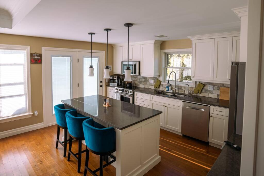 Photo of Kitchen in Quinte West