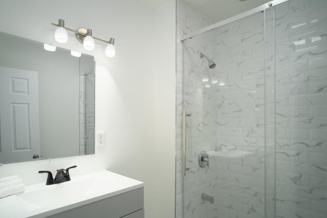 Photo of Bathroom in Vanier North