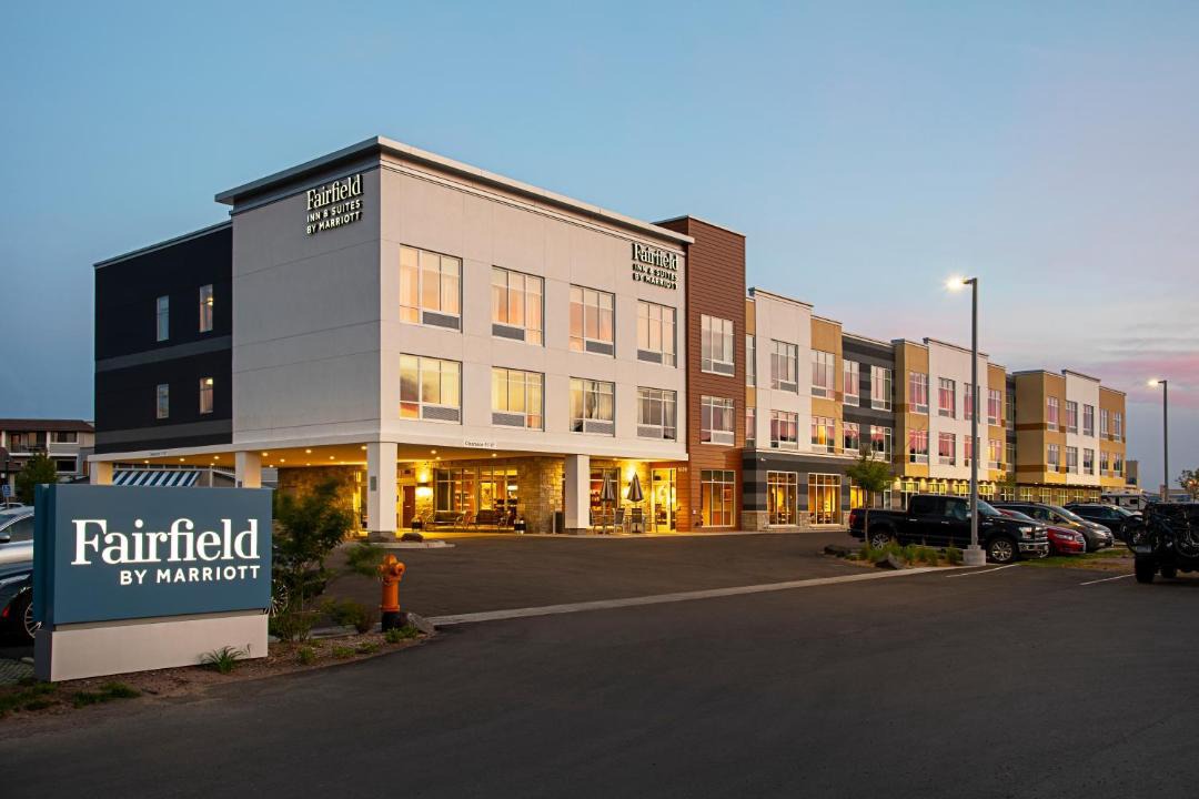 Photo of Buildings in Park Point