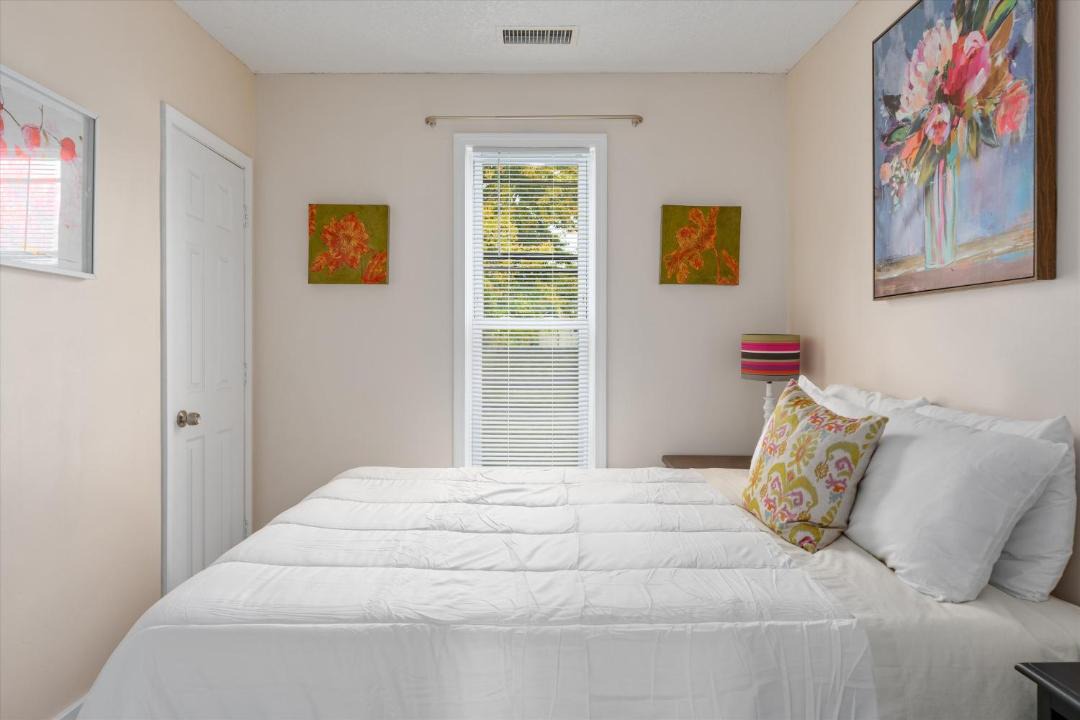 Photo of Bedroom in Corcoran