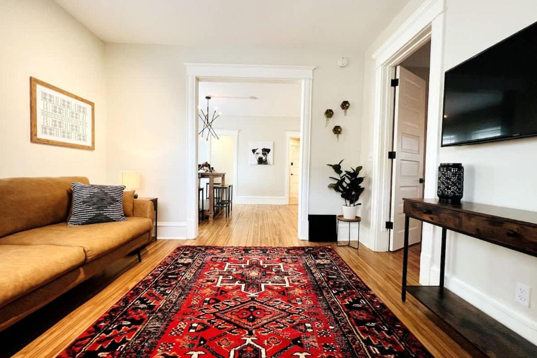 Photo of Livingroom in Lyn-Lake