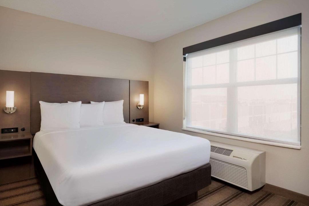 Photo of Bedroom in Albertville