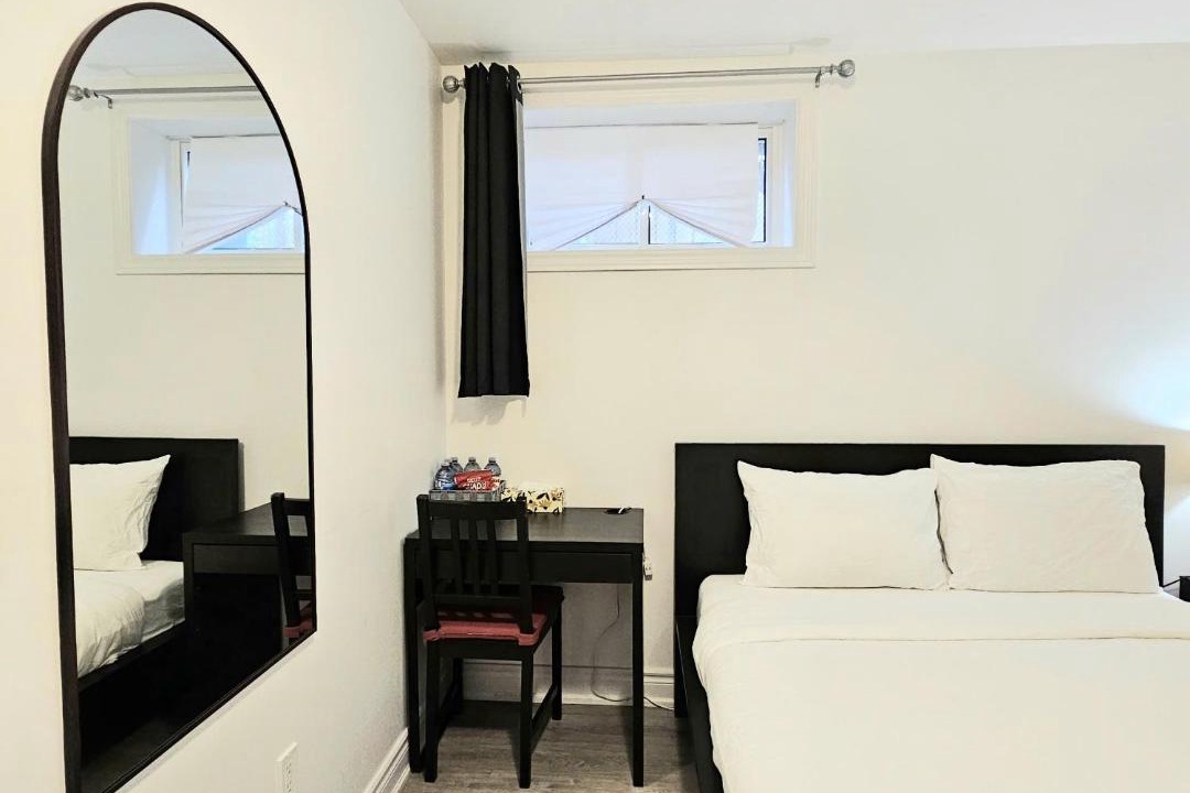 Photo of Bedroom in Pleasant View